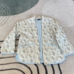 Vici Cream and Gray Floral Women's Blazer
